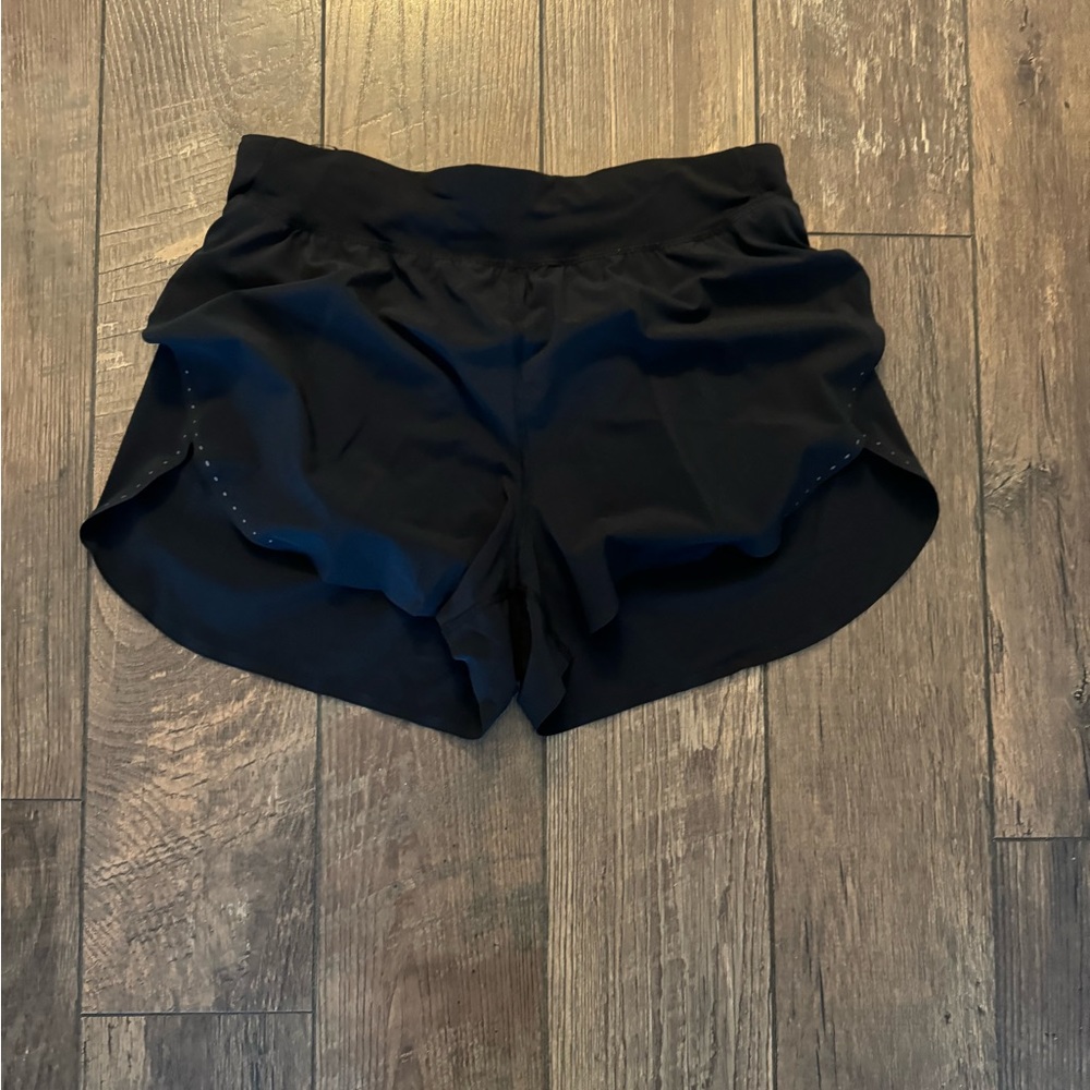 Lululemon fast and free short